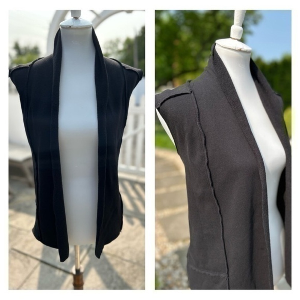 Cable & Gauge medium fleece lined vest